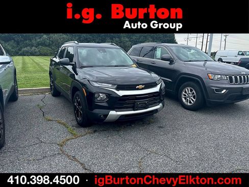 Used 2023 Chevrolet TrailBlazer LT AWD/4WD image 1