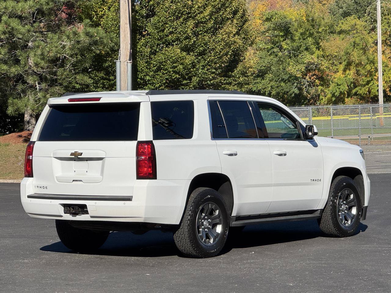 Used 2019 Chevrolet Tahoe LS w/ Max Trailering Package AWD/4WD image 6