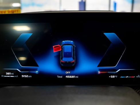 Certified 2024 BMW X5 M60i image 17