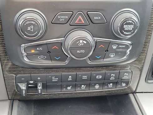 Used 2018 RAM 2500 Limited image 34