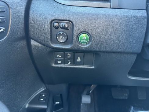 Used 2022 Honda Passport TrailSport image 32