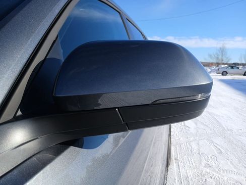 Used 2024 Volkswagen Atlas SE image 59