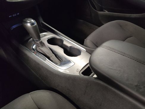 Used 2020 Chevrolet Malibu LT FWD image 26