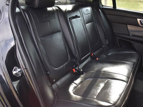 Used 2012 Jaguar XF R image 17