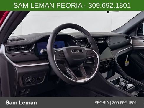 New 2025 Jeep Grand Cherokee Limited image 9