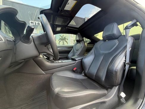 Used 2022 INFINITI Q60 3.0t Luxe w/ Cargo Package RWD image 12