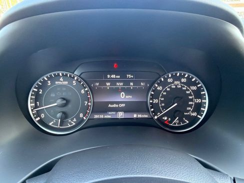 Used 2023 Nissan Armada SL w/ Captain's Chairs Package AWD/4WD image 8