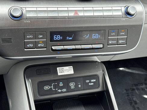 Used 2025 Hyundai Kona SEL AWD/4WD image 20