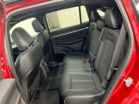 Used 2025 Jeep Wagoneer S Limited image 21