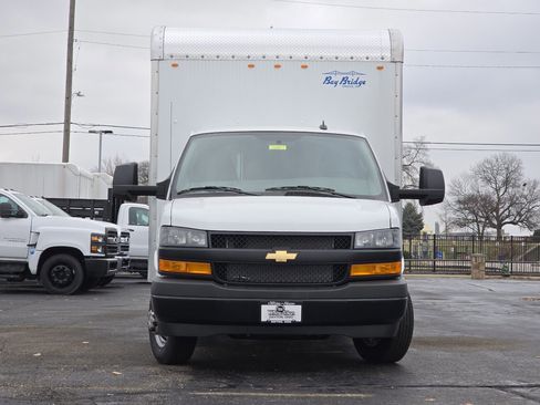 New 2025 Chevrolet Express 3500 w/ Power Convenience Package RWD image 8
