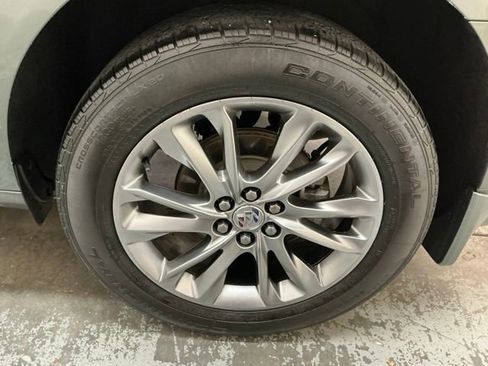 Used 2023 Buick Enclave Avenir w/ Avenir Technology Package image 10