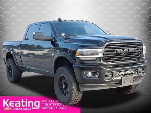 Used 2022 RAM 2500 Laramie w/ Night Edition AWD/4WD image 3
