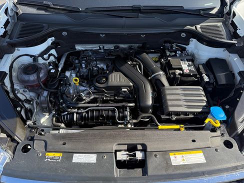 Certified 2023 Volkswagen Taos S w/ Driver Assistance Package FWD image 20