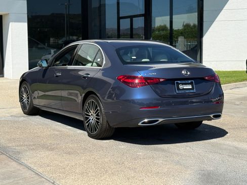 Used 2025 Mercedes-Benz C 300 Sedan image 11