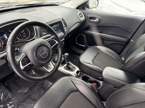 Used 2021 Jeep Compass Latitude w/ Convenience Group image 20