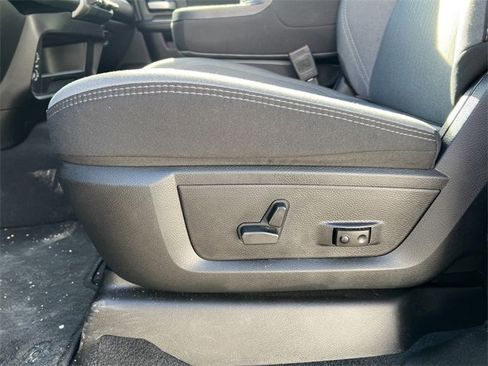 Used 2024 RAM 2500 Big Horn w/ Bed Utility Group image 13