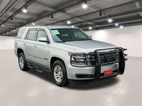 Used 2020 Chevrolet Tahoe LT RWD image 2