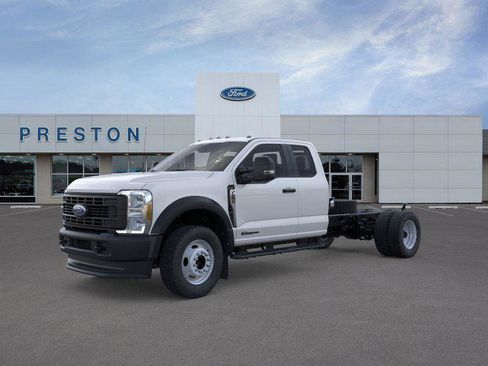 New 2026 Ford F550 4x4 SuperCab Super Duty image 8
