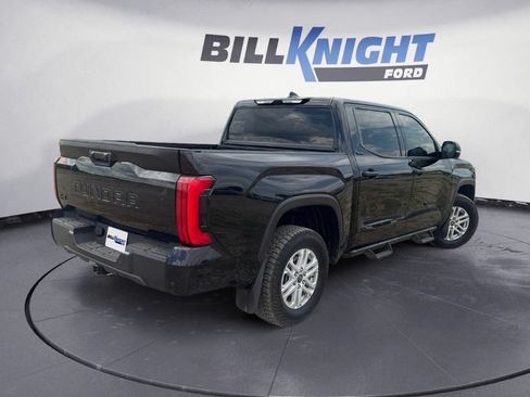 Used 2023 Toyota Tundra SR5 w/ SR5 Convenience Package AWD/4WD image 5