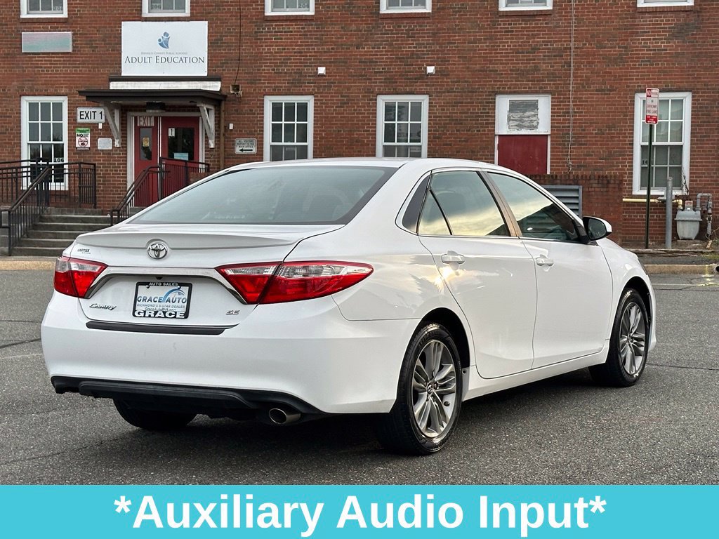 Used 2017 Toyota Camry SE FWD image 10