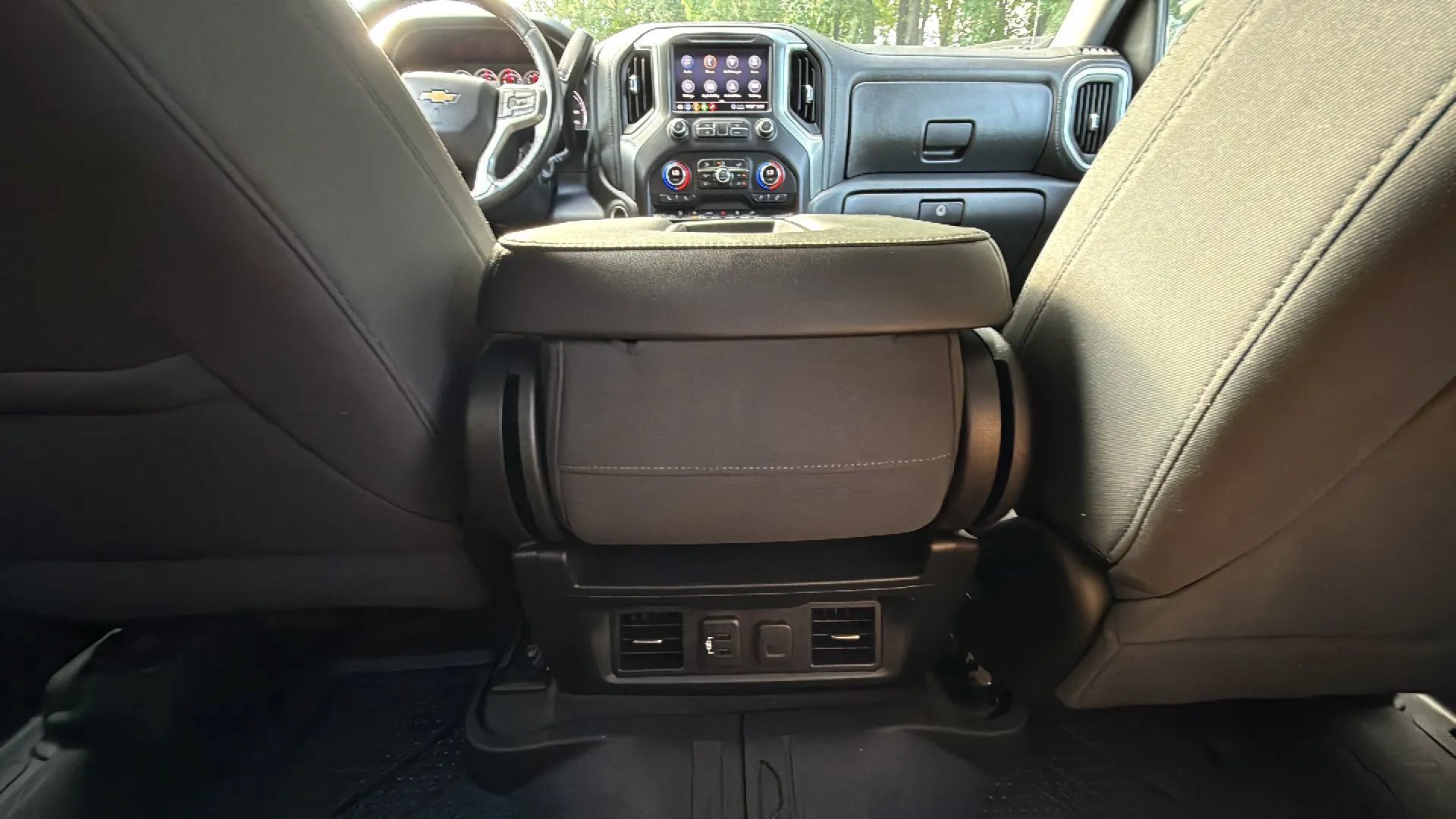 Used 2020 Chevrolet Silverado 1500 LT w/ All-Star Edition AWD/4WD image 38