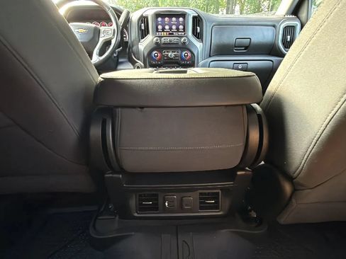 Used 2020 Chevrolet Silverado 1500 LT w/ All-Star Edition AWD/4WD image 38