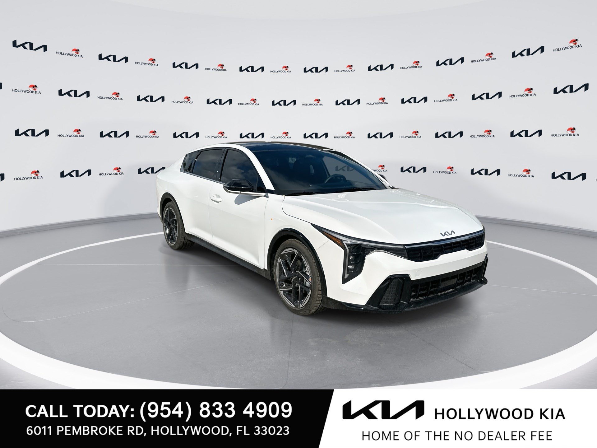 New 2026 Kia K4 GT-Line w/ GT-Line Premium Package FWD image 2