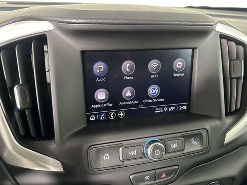 Used 2023 GMC Terrain SLE w/ Driver Convenience Package FWD image 16