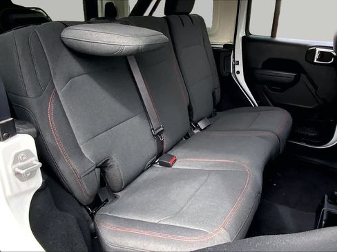 Used 2026 Jeep Wrangler Unlimited Rubicon AWD/4WD image 20
