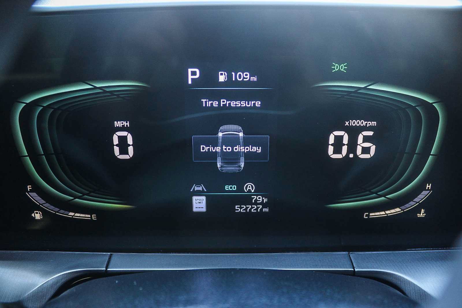 Used 2024 Kia Telluride LX FWD image 23