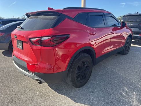 Used 2019 Chevrolet Blazer LT image 2