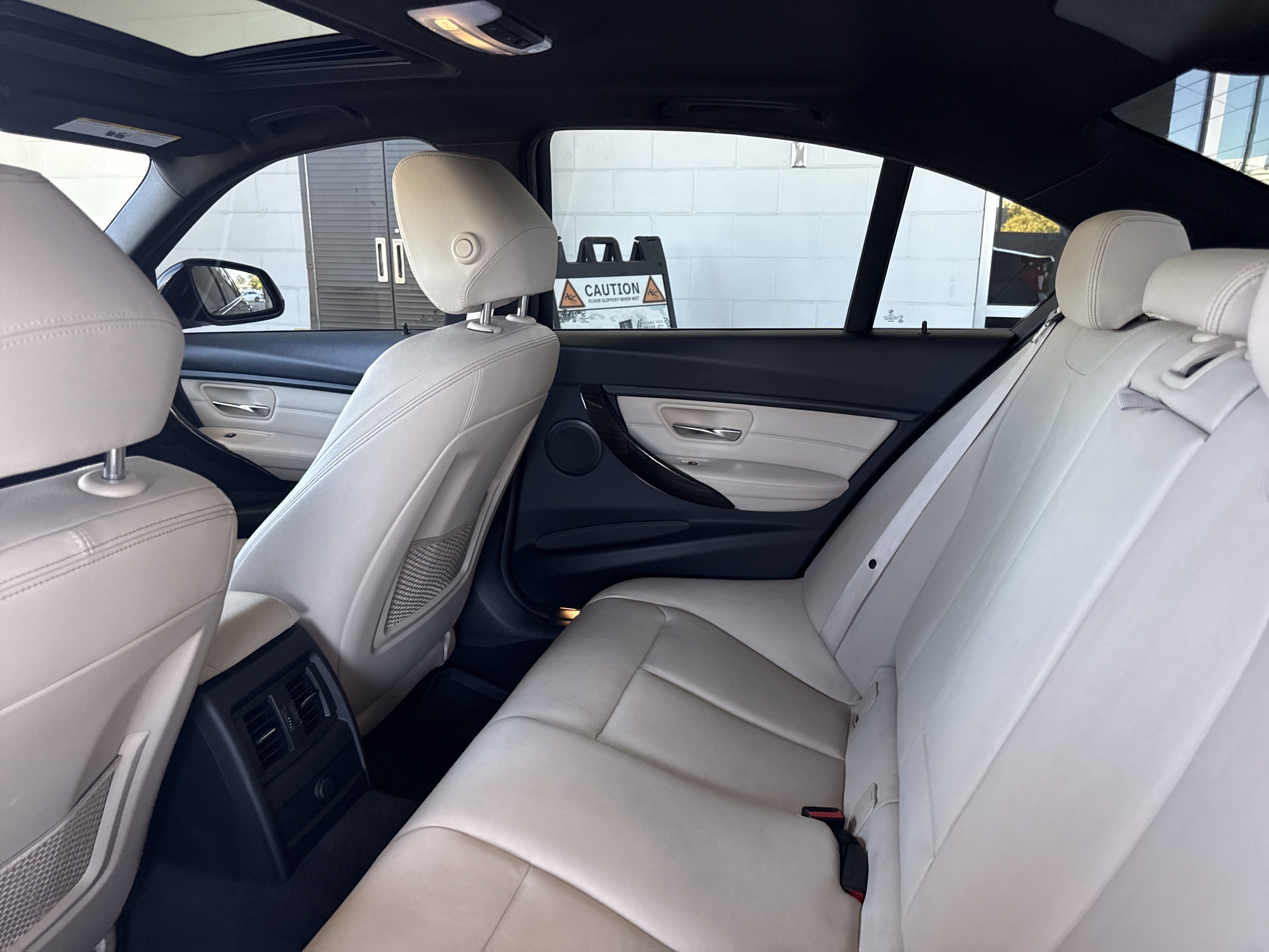 Used 2015 BMW 335i Sedan RWD image 25