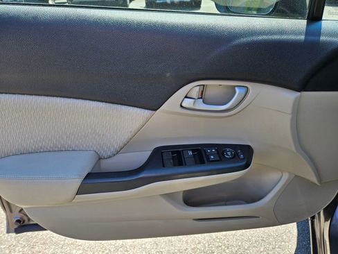 Used 2014 Honda Civic LX image 17