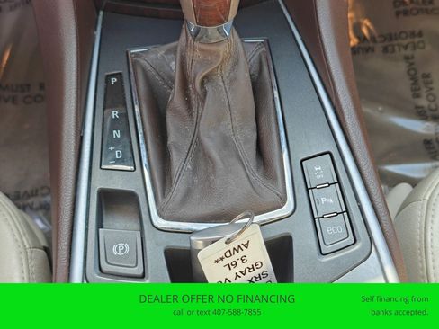 Used 2012 Cadillac SRX Luxury image 22