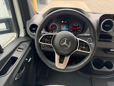 Used 2020 Mercedes-Benz Sprinter 3500 image 85