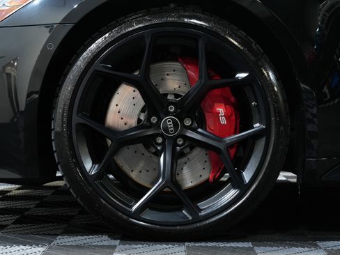 Used 2024 Audi RS 6 performance image 57