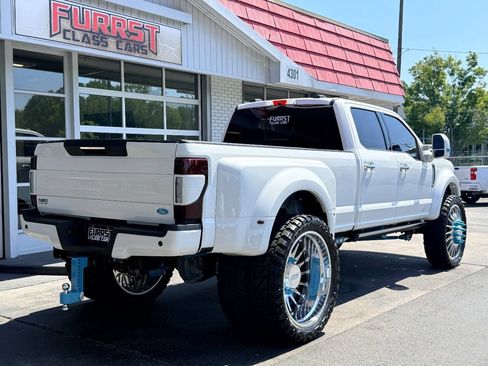 Used 2022 Ford F450 Platinum w/ FX4 Off-Road Package AWD/4WD image 24