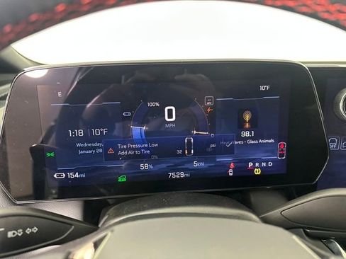 Used 2024 Chevrolet Equinox EV RS image 17