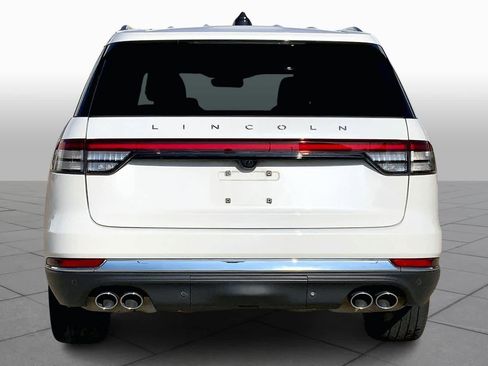 Used 2025 Lincoln Aviator Reserve RWD image 5