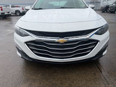 Used 2023 Chevrolet Malibu LT image 14