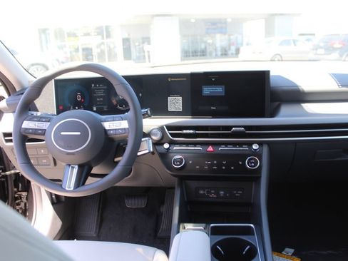 New 2026 Hyundai Sonata SEL FWD image 17