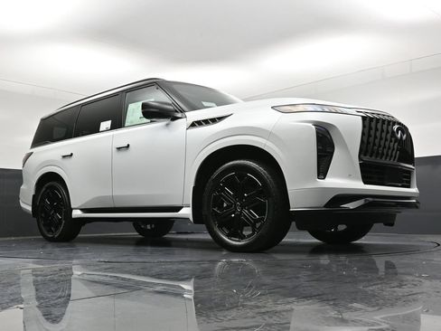 New 2027 INFINITI QX80 Sensory w/ Sport Exterior Package AWD/4WD image 33
