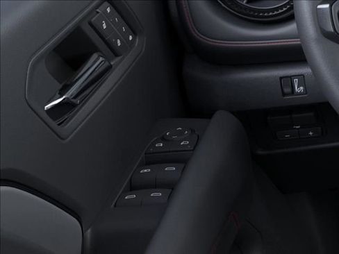 New 2026 Chevrolet Colorado Z71 w/ Technology Package AWD/4WD image 25