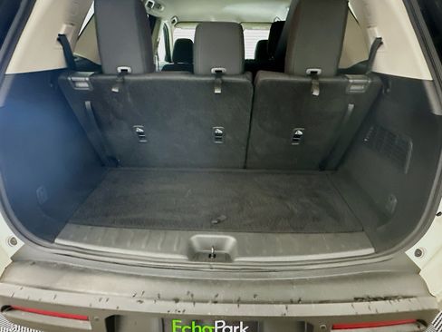 Used 2023 Nissan Pathfinder S AWD/4WD image 30