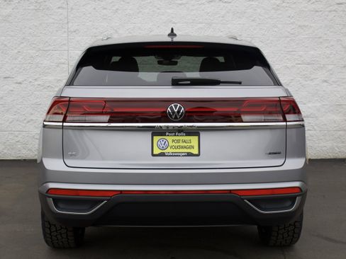 New 2026 Volkswagen Atlas Cross Sport SE image 7