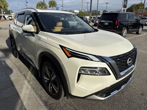 Used 2023 Nissan Rogue Platinum w/ Platinum Premium Package image 5