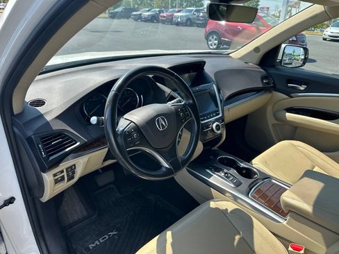 Used 2020 Acura MDX SH-AWD image 12