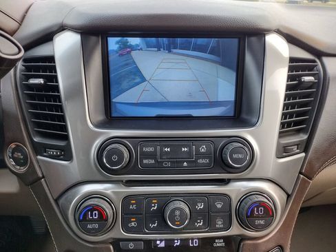 Used 2018 Chevrolet Tahoe Premier AWD/4WD image 4