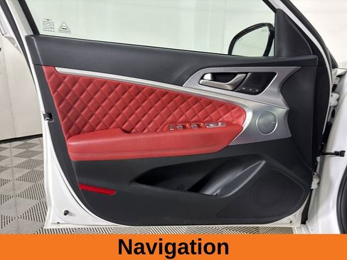 Used 2023 Genesis G70 3.3T w/ Sport Prestige Package image 9