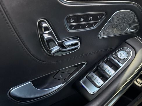 Used 2017 Mercedes-Benz S 550 Cabriolet image 33